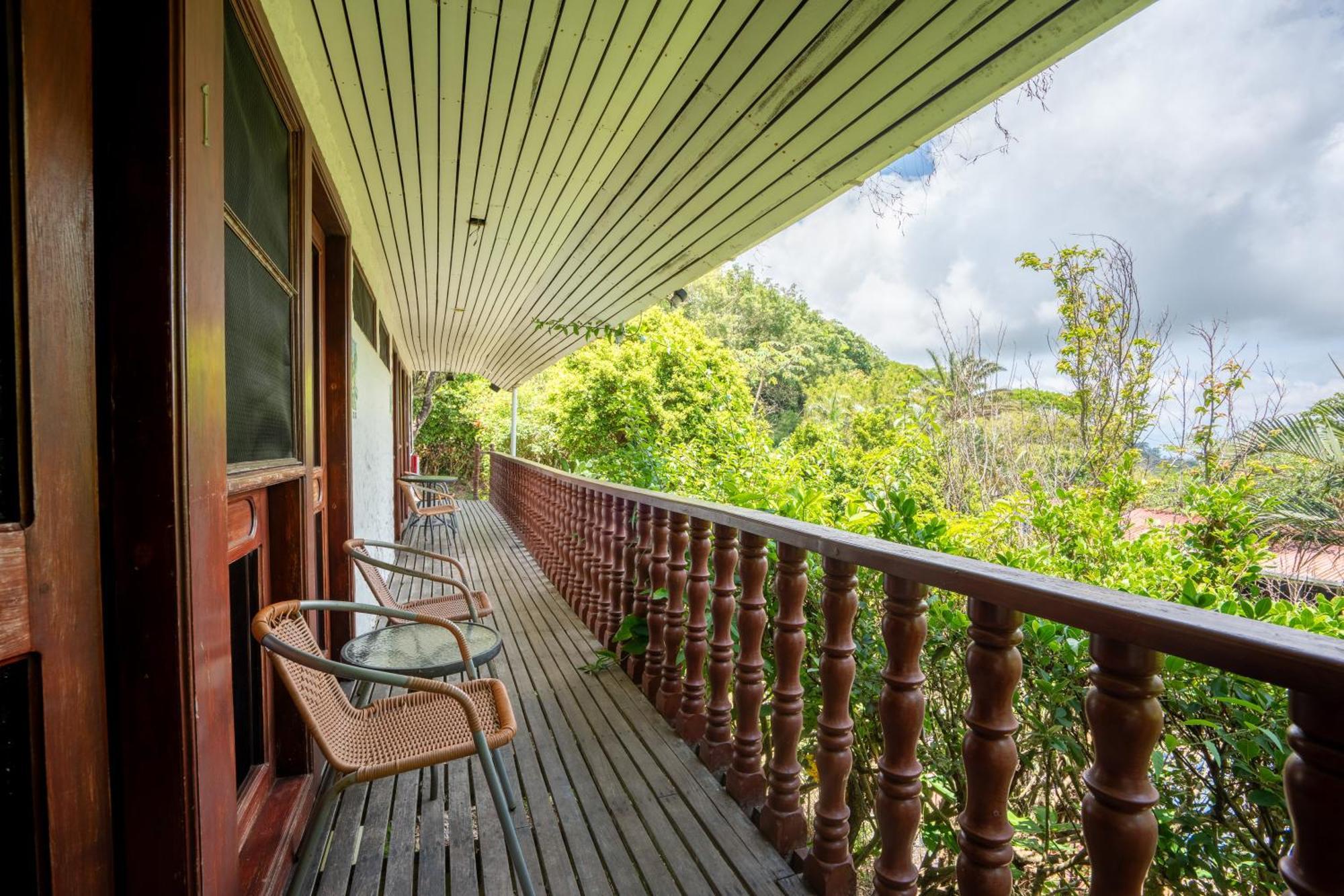 Adventure Park & Vista Golfo Hotel Tajo Alto